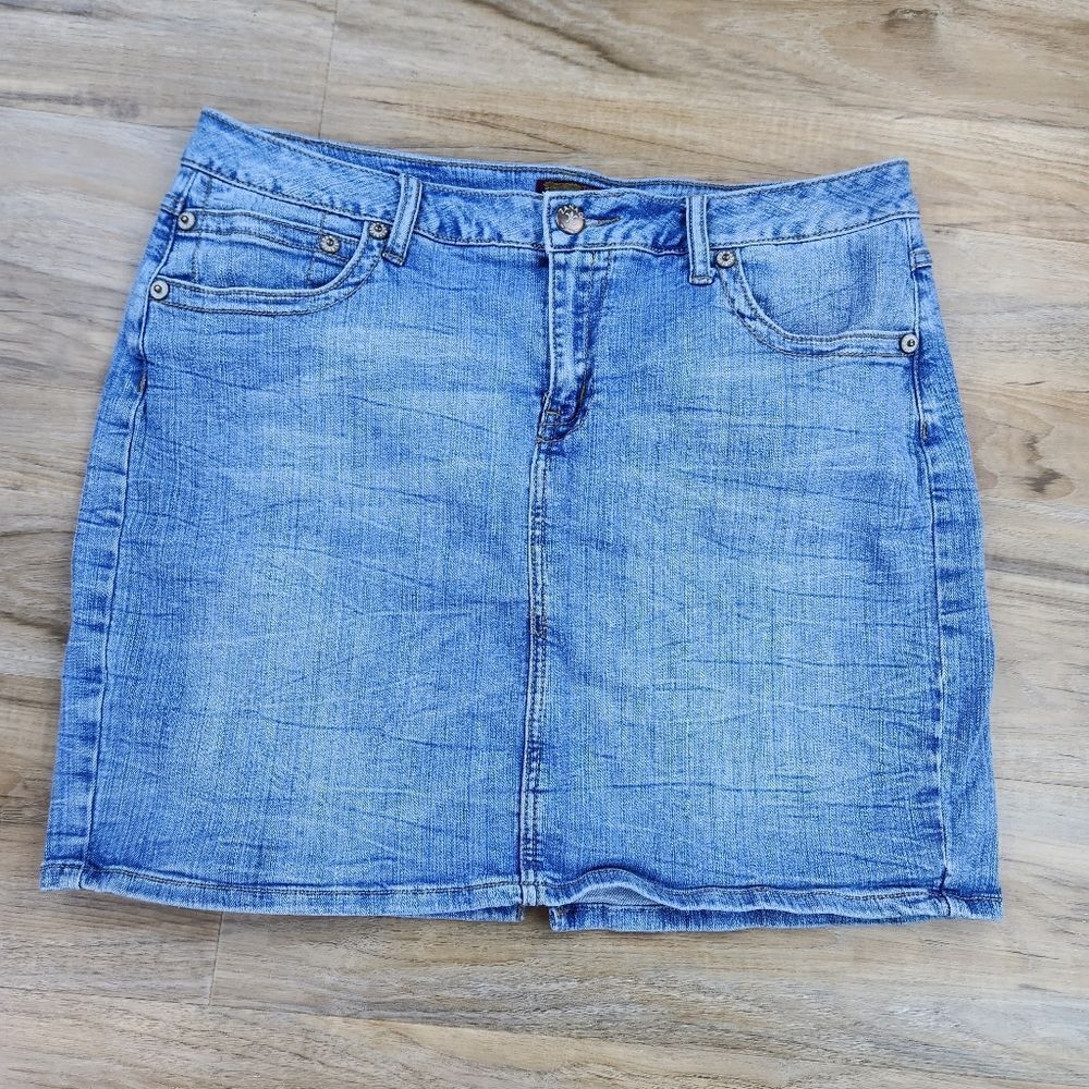 💇♀️Zana Di Blue Denim Skirt Size 18